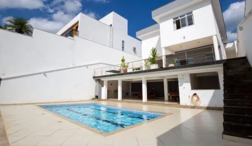 Casa de Condomínio com 5 Quartos à venda, 557m² no Estrela Sul, Juiz de Fora