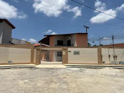 Casa de Condomínio com 2 Quartos para alugar, 68m² no Cidade dos Funcionários, Fortaleza