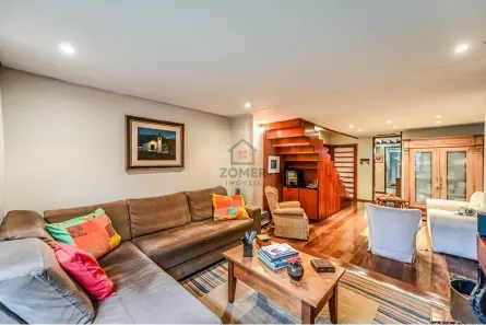 Casa de Condomínio com 4 Quartos à venda, 240m² no Três Figueiras, Porto Alegre