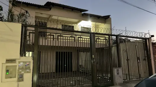 Sobrado com 4 Quartos para alugar, 550m² no Residencial Humaitá, Goiânia