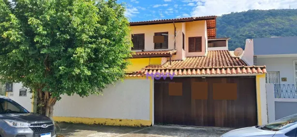 Casa com 6 Quartos à venda, 360m² no São Francisco, Niterói