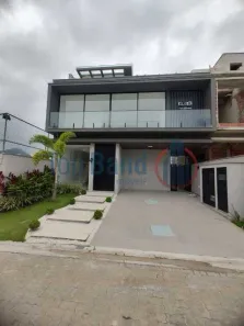 Casa de Condomínio com 4 Quartos para venda ou aluguel, 280m² no Recreio dos Bandeirantes, Rio de Janeiro