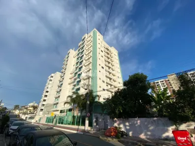 Apartamento com 2 Quartos à venda, 85m² no Barreiros, São José