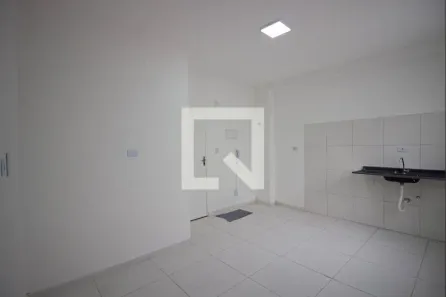 Apartamento com 2 Quartos à venda, 50m² no Vila Carmosina, São Paulo