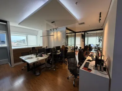 Sala Comercial para alugar, 80m² no Vila Mogilar, Mogi das Cruzes