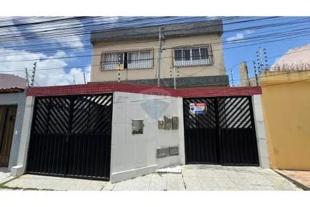 Casa com 5 Quartos à venda, 200m² no Getúlio Vargas, Aracaju