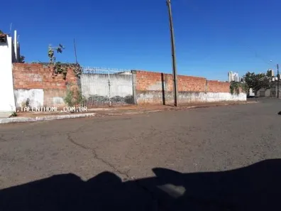 Lote/Terreno à venda, 350m² no Brasília, Londrina