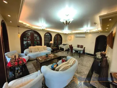 Casa com 3 Quartos à venda, 447m² no Centro, Manaus