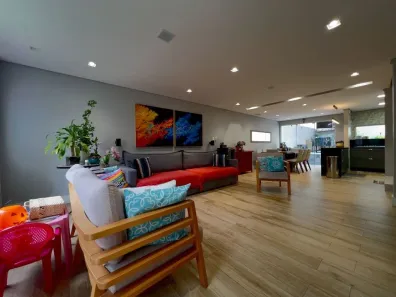 Casa com 3 Quartos à venda, 270m² no Vila Andrade, São Paulo