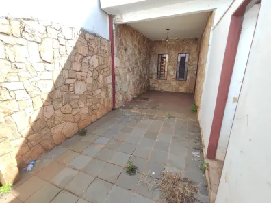 Imóvel Comercial com 3 Quartos para alugar, 98m² no Jardim Irajá, Ribeirão Preto