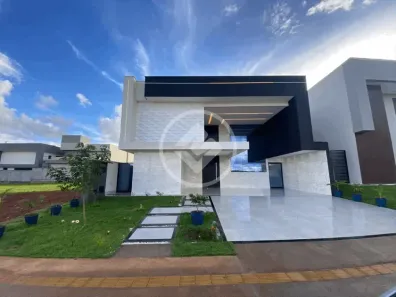 Sobrado com 4 Quartos à venda, 250m² no Residencial Villagio Toscana, Goiânia