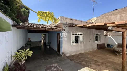 Casa com 3 Quartos à venda, 360m² no Amazonas, Montes Claros