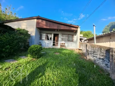 Casa com 3 Quartos à venda, 565m² no Vila Nova, Porto Alegre
