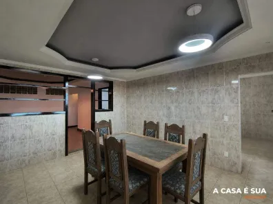 Casa com 4 Quartos para alugar, 180m² no Califórnia, Belo Horizonte