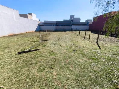 Lote/Terreno à venda, 172m² no Residencial Lago dos Ipês, Itapetininga