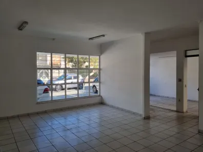 Imóvel Comercial com 4 Quartos à venda, 329m² no Centro, Sorocaba