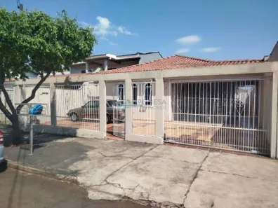 Casa com 4 Quartos para alugar, 200m² no Pacaembu, Londrina
