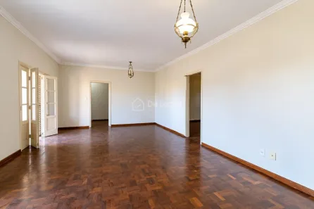 Sobrado com 4 Quartos à venda, 261m² no Nova Campinas, Campinas