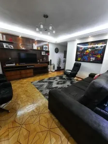 Sobrado com 3 Quartos à venda, 200m² no Jardim Maria Estela, São Paulo