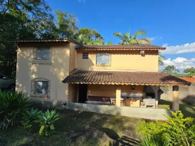 Fazenda/Sítio com 3 Quartos à venda, 100m² no Cachoeira, Cotia