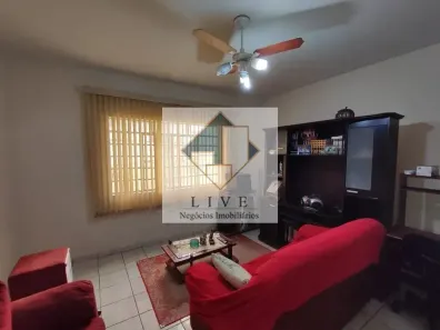 Casa com 2 Quartos à venda, 147m² no Vila Rossi Borghi e Siqueira, Campinas