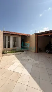 Casa com 3 Quartos à venda, 180m² no Coroa do Meio, Aracaju