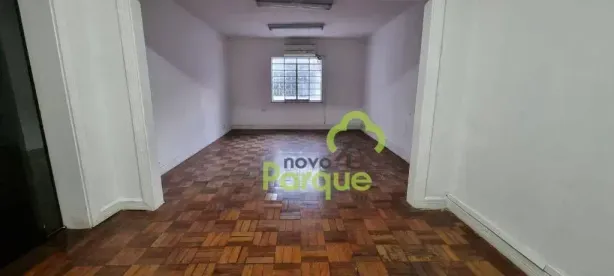Sobrado com 4 Quartos para alugar, 250m² no Aclimação, São Paulo