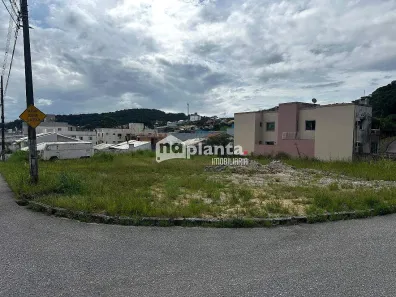 à venda, 531m² no Forquilhinha, São José