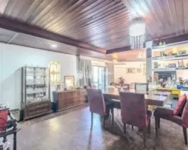 Casa com 4 Quartos à venda, 350m² no Vila Ipiranga, Porto Alegre