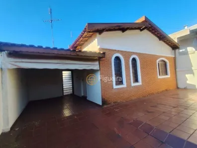 Casa com 3 Quartos para alugar, 121m² no Centro, Barretos