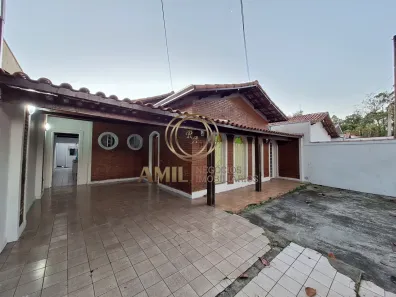 Casa com 4 Quartos para alugar, 250m² no Bosque dos Eucaliptos, São José dos Campos
