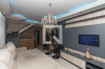 Casa com 3 Quartos à venda, 200m² no Vila Nilo, São Paulo
