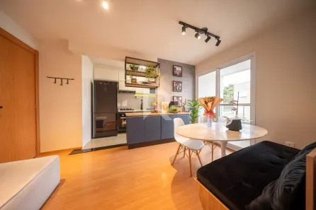 Apartamento com 2 Quartos à venda, 55m² no Campo Comprido, Curitiba