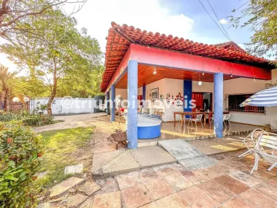 Casa com 6 Quartos à venda, 376m² no Ininga, Teresina