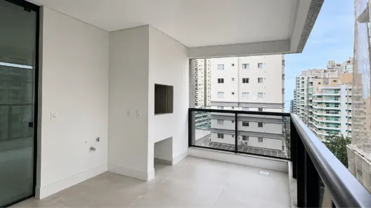 Apartamento com 3 Quartos à venda, 132m² no Meia Praia, Itapema