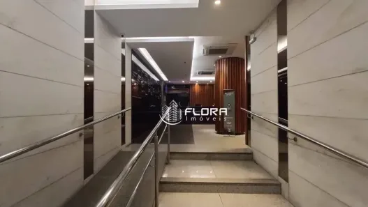 Sala Comercial à venda, 34m² no Centro, Niterói