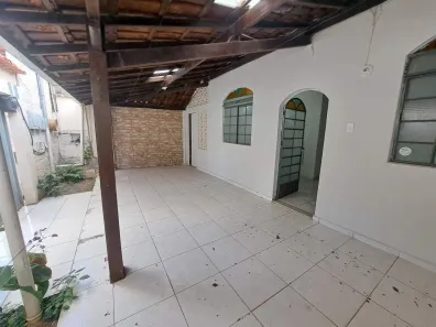 Casa com 3 Quartos para alugar, 132m² no Teixeira Dias (Barreiro), Belo Horizonte