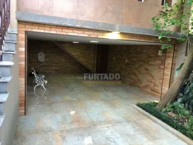 Sobrado com 5 Quartos para alugar, 201m² no Vila Alpina, Santo André