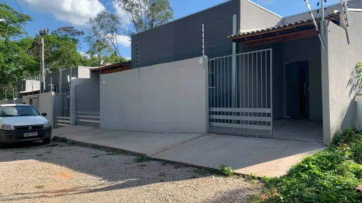 Casa com 2 Quartos para alugar, 64m² no Jardim das Palmeiras, Cuiabá