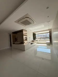Apartamento com 4 Quartos para alugar, 130m² no Ilha do Retiro, Recife