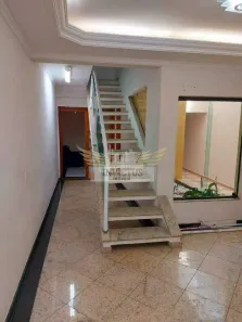 Sobrado com 4 Quartos à venda, 253m² no Jardim, Santo André