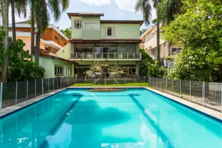 Casa com 5 Quartos à venda, 522m² no Santo Amaro, São Paulo