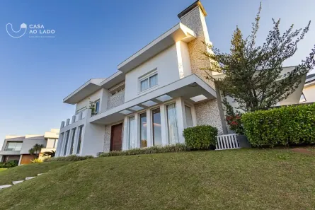 Casa de Condomínio com 4 Quartos para alugar, 440m² no Cidade Industrial, Curitiba