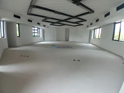 Prédio Comercial para alugar, 140m² no Cidade Monções, São Paulo