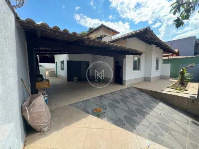 Casa com 3 Quartos à venda, 200m² no Centro, Betim