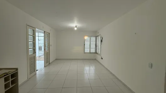 Casa com 3 Quartos à venda, 151m² no Candelária, Natal