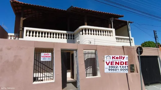 Imóvel Comercial com 3 Quartos à venda, 355m² no Vila Claudia Glória, Presidente Prudente