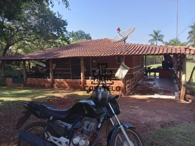 Fazenda/Sítio com 3 Quartos à venda, 160m² no , Bela Vista do Paraíso