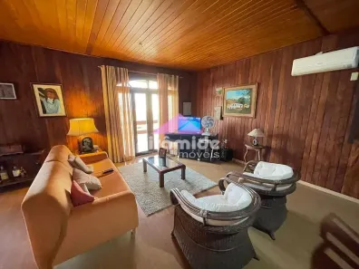 Casa com 4 Quartos à venda, 351m² no Balneário Gardem Mar, Caraguatatuba