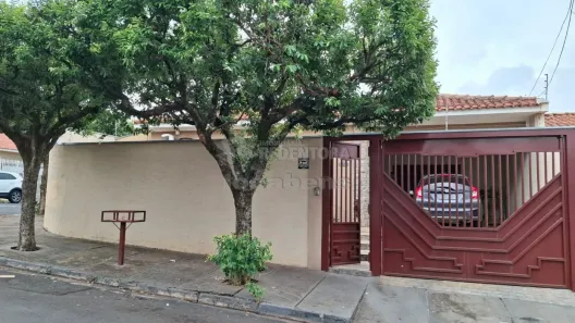 Casa com 3 Quartos à venda, 160m² no São Francisco, São José do Rio Preto